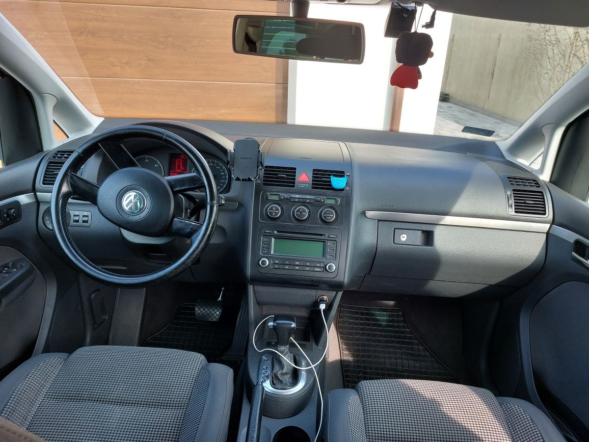 VW Touran 2.0 DSG