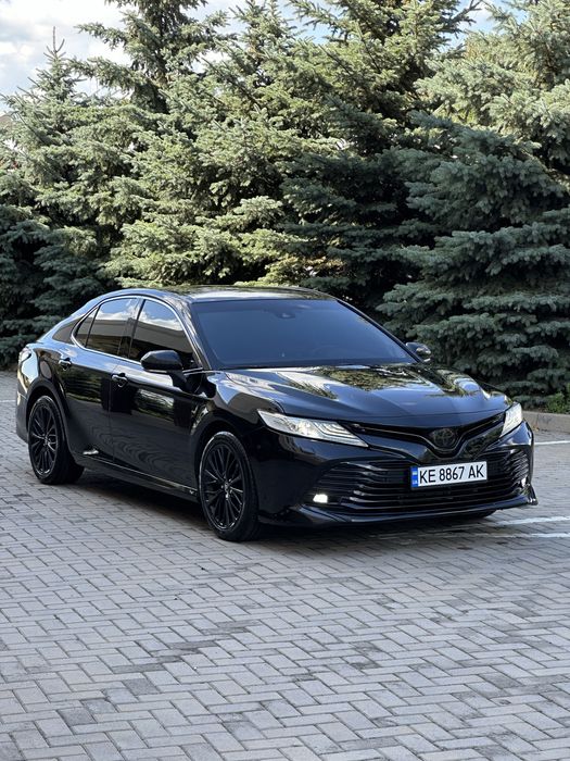 Продам Toyota Camry 70 Официальная 2.5 бензин/газ автомат.Premium Plus