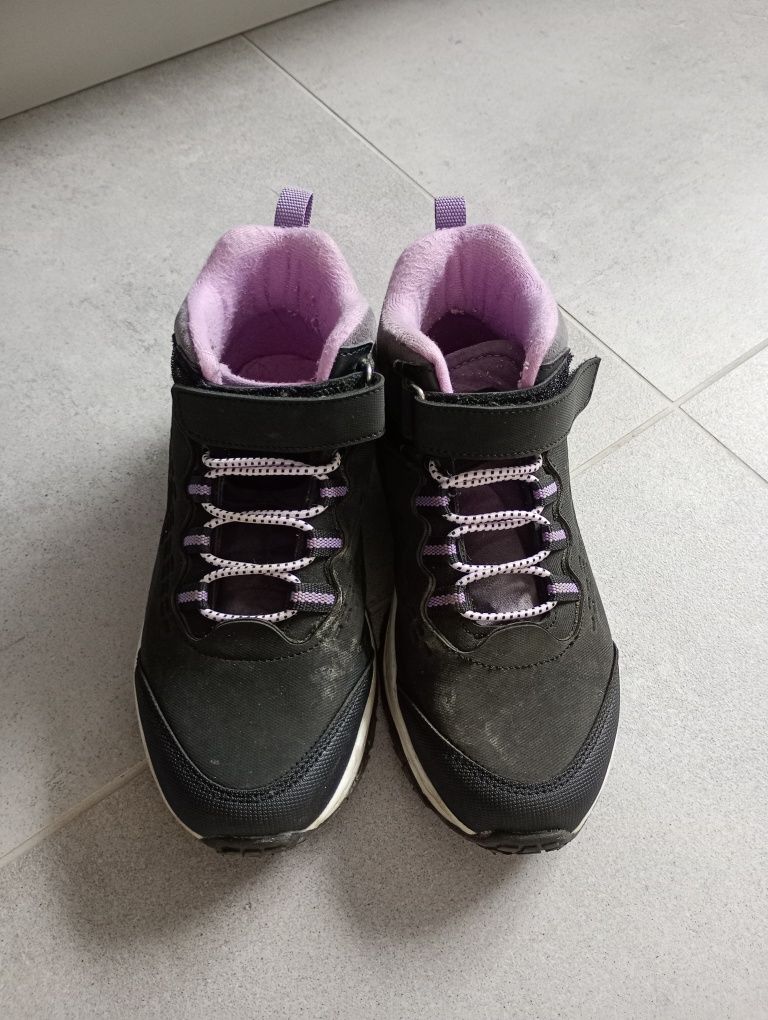 Buty jesienno zimowe.