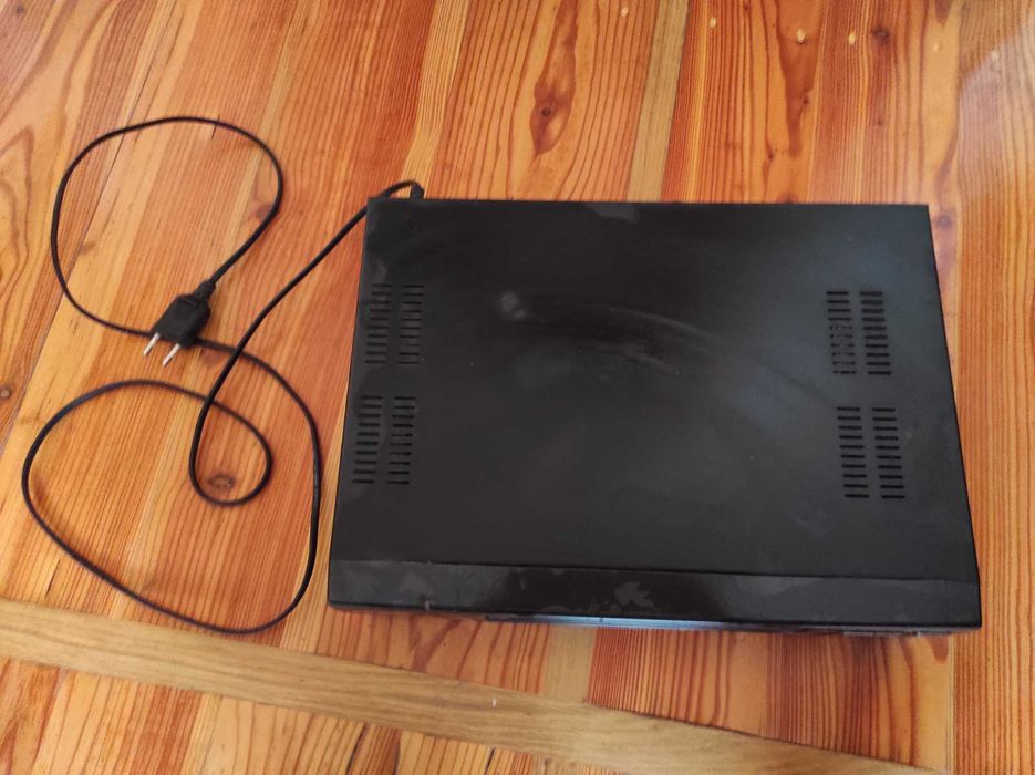 Відеомагнітофон Palladium