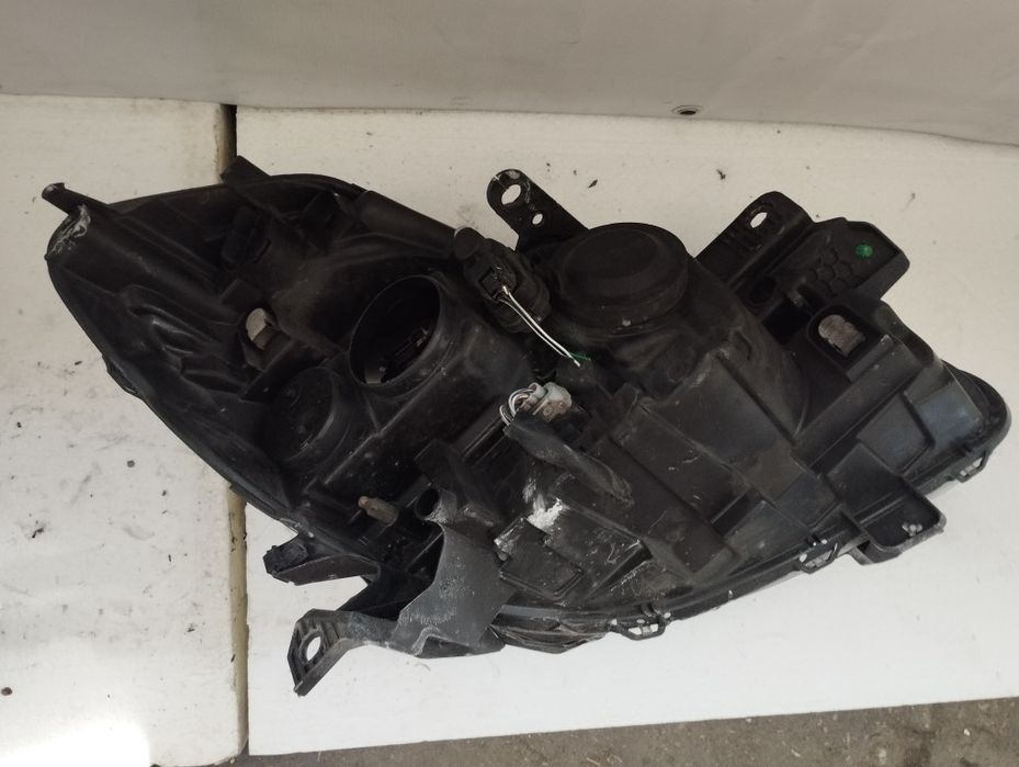 Renault Clio 3 Lift lampa przednia przód lewa, prawa Europa orginał
