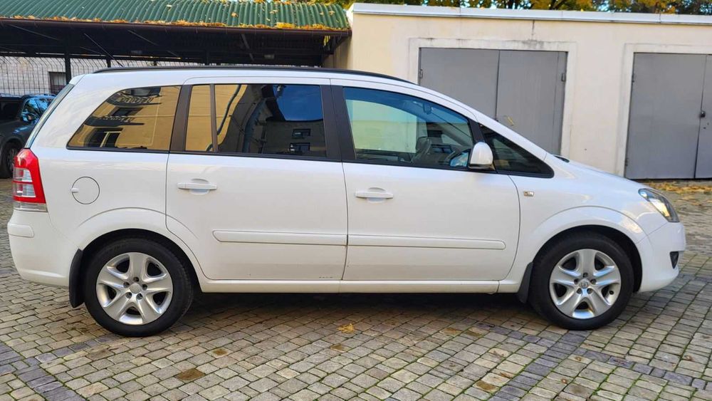 Opel Zafira 2013 р.в., 1.8 бензин