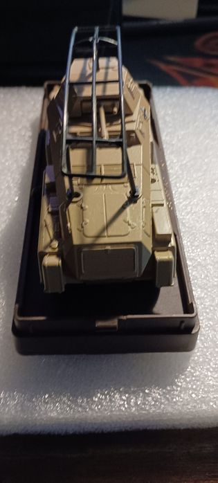 Carro De Combate Die Cast SOLIDO escala 1:43 antigo e raro