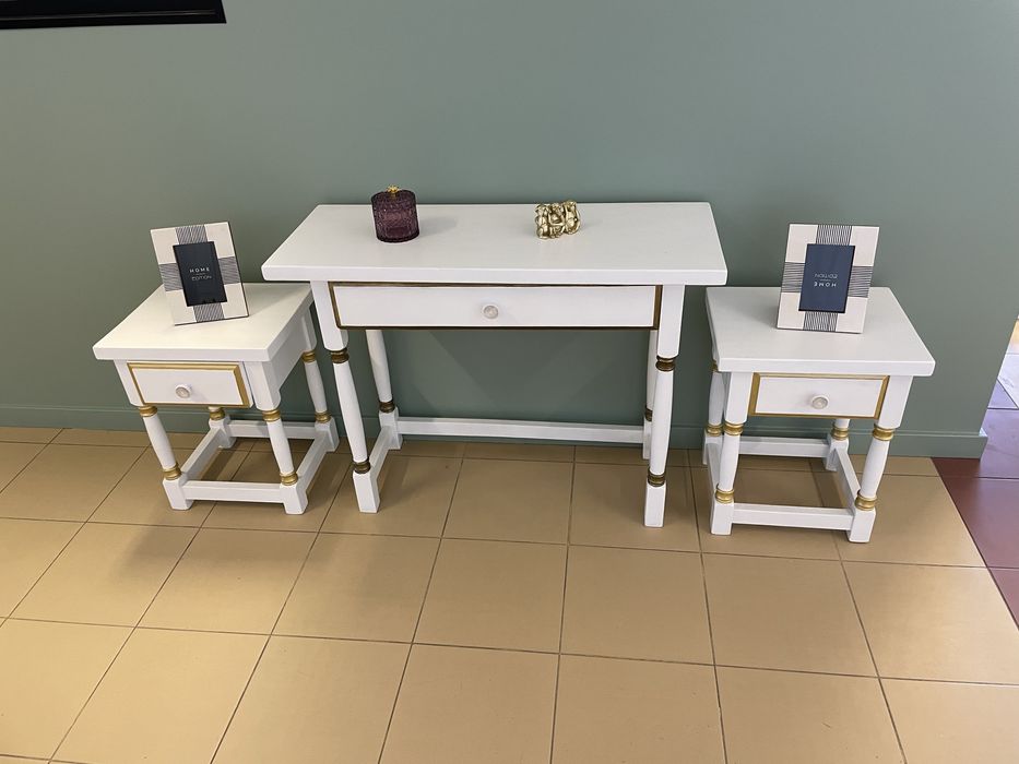 Moveis antigos restaurados