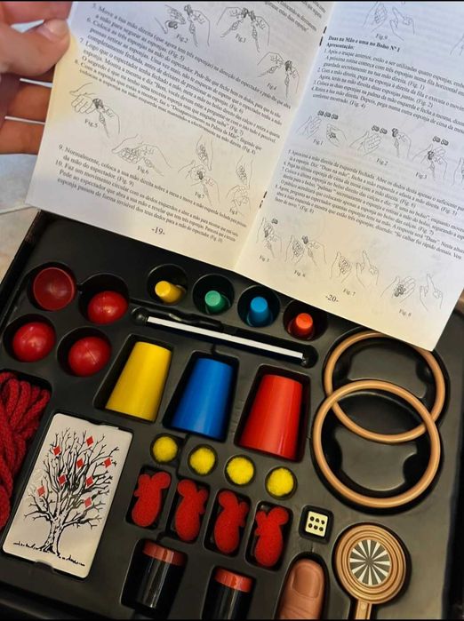 Jogo de magia de Luís de Matos  Magicus