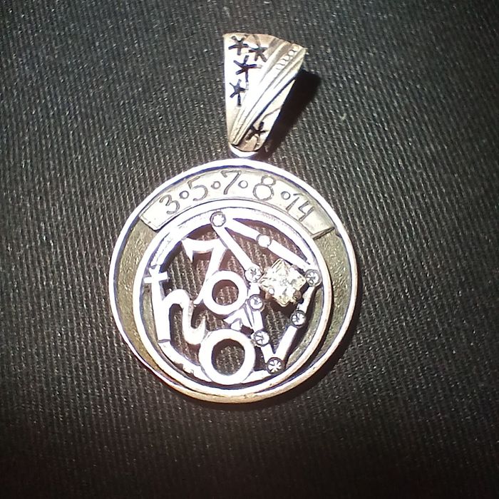 Серебрянный кулон ,925