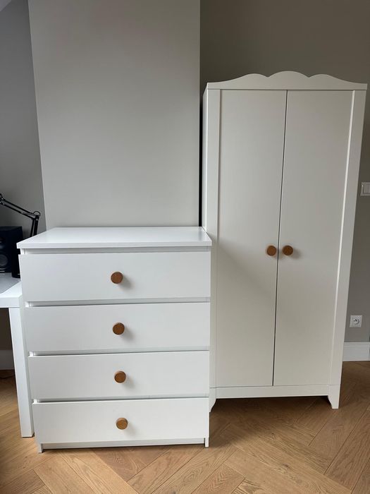 Biała szafa dla dziewczynki Ikea SMÅGÖRA