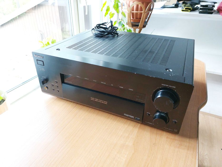 Amplituner Sony STR‑DB725