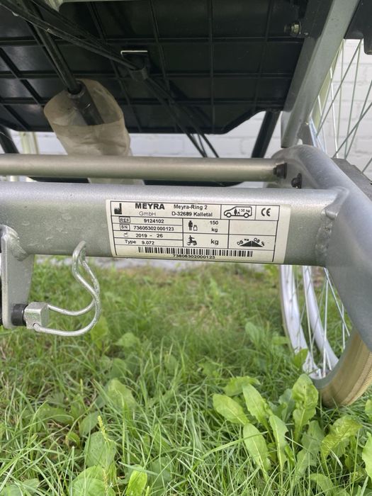 Візок колісний ( інвалідний візок) Meyra solero light.