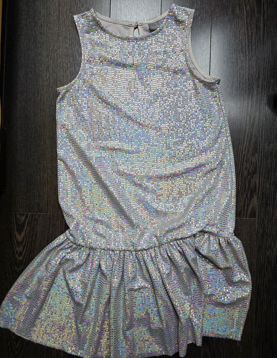 Błyszcząca sukienka dziewczynka 10-11 lat