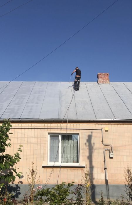 Професійне Фарбування Безповітряним Способом Дахів,Ангарів,Парканів