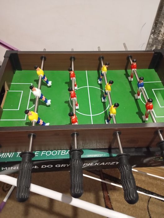 Mini stól do gry w piłkarzyki 
Wymiary 58*51*10
Stan bardzo dobry 
Jed