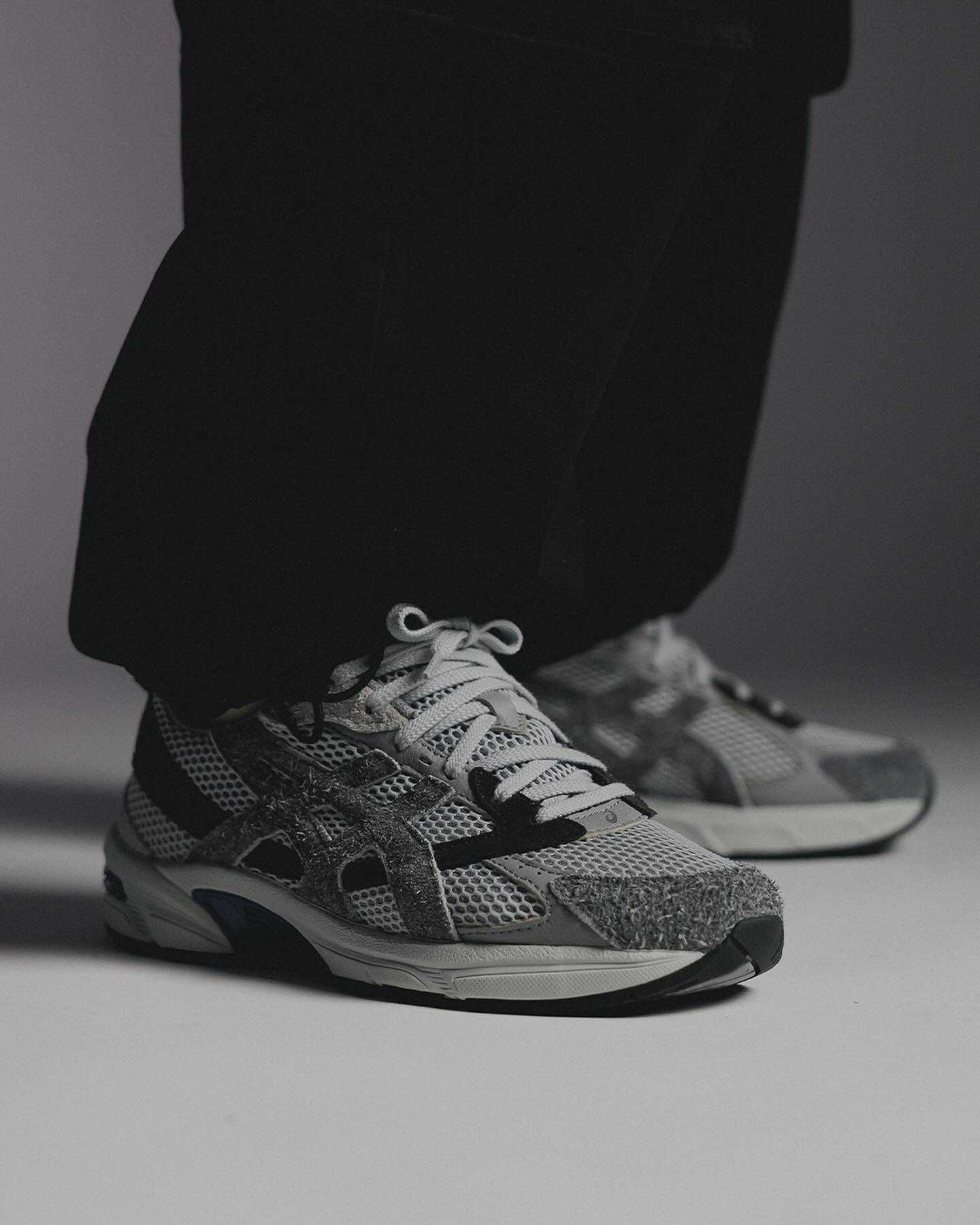 Оригінальні чоловічі кросівки Asics Gel-1130 Grey 1203A327-021