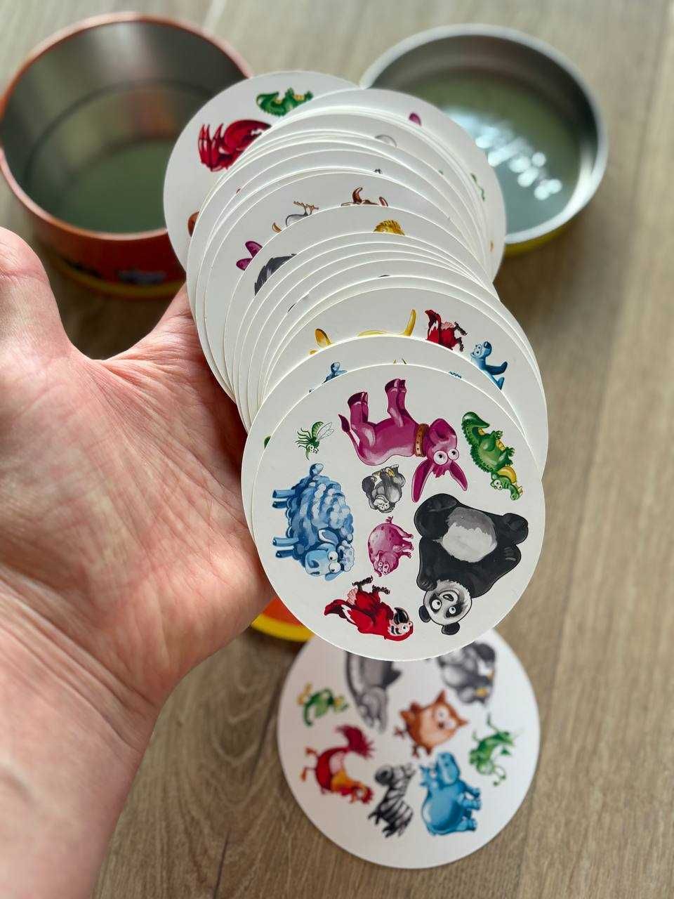 Gra Dobble zwierzęta w idealnym stanie jak nowa