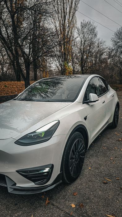 Tesla Y 2022 dual motor long range 82квт