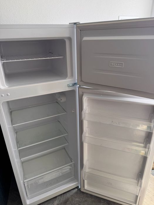 Frigorífico geladeira Kunft nova