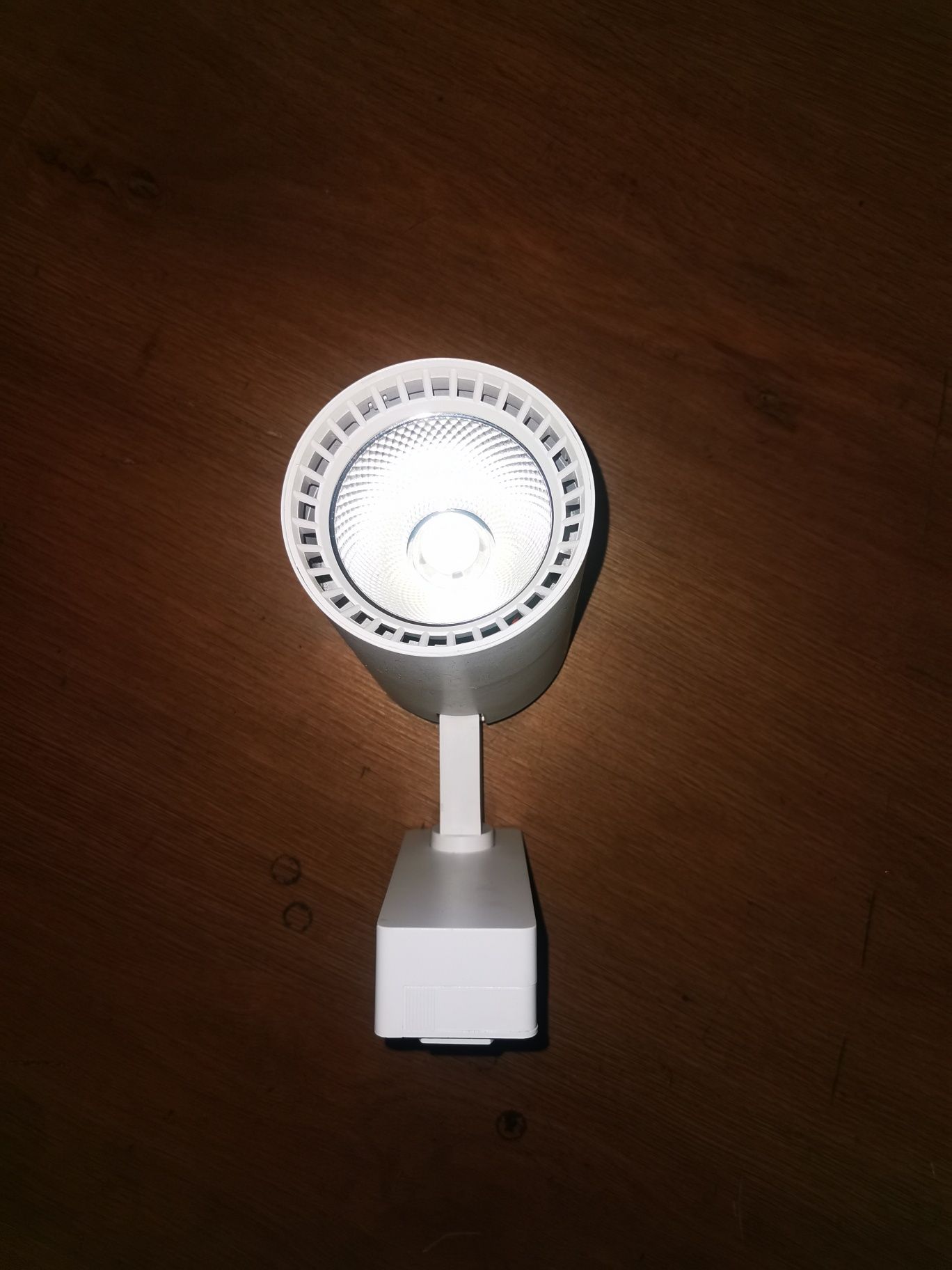 Lampa sufitowa biała