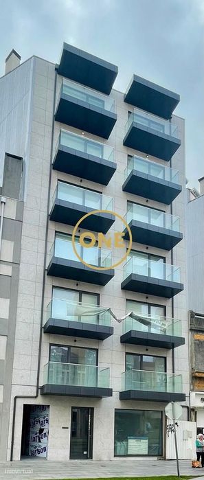 Apartamento T3 Duplex no centro da Póvoa de Varzim a 600 m da praia