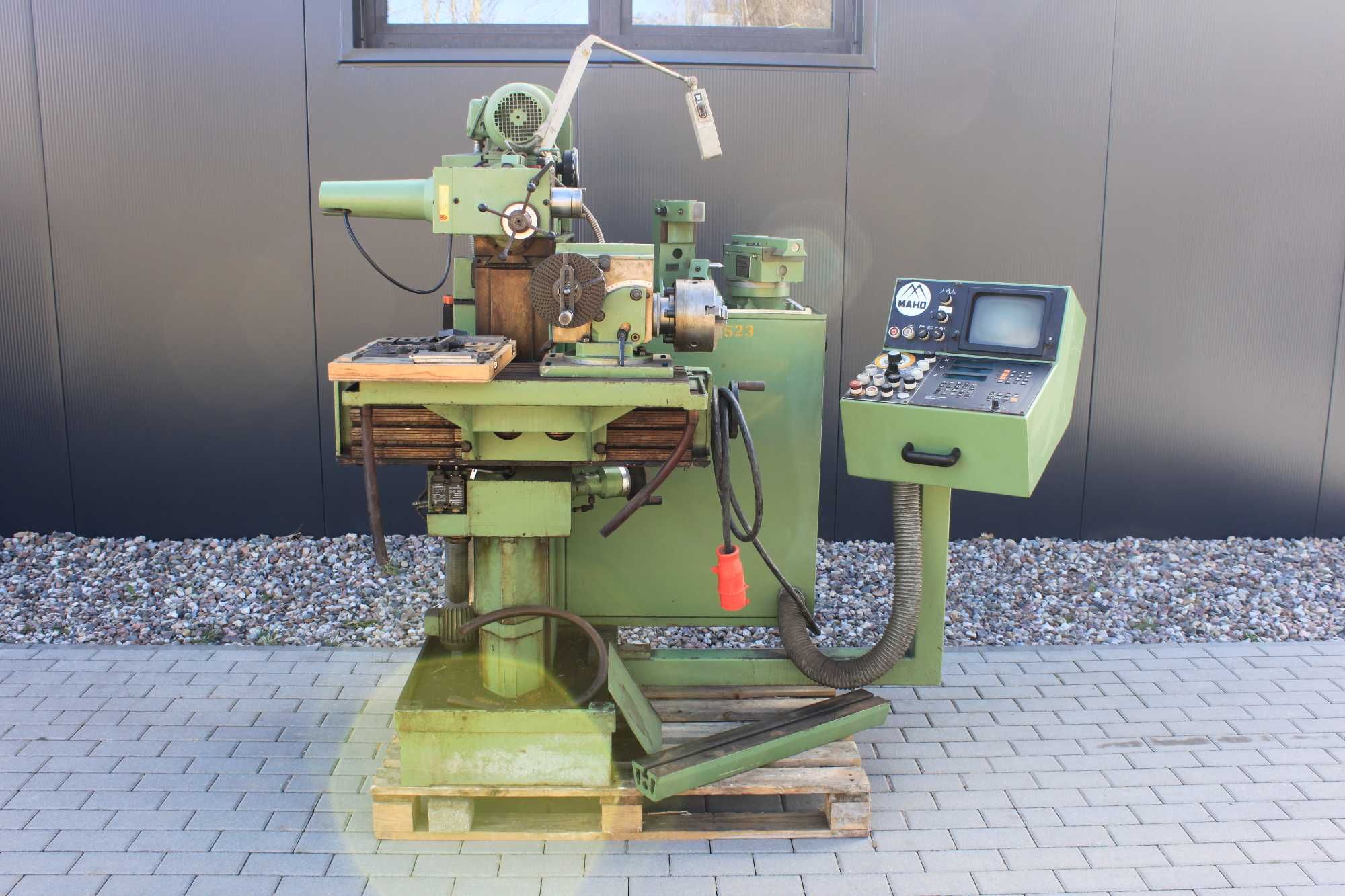 Frezarka Wiertarkofrezarka  CNC Maho MH 400 P Niemcy BDB