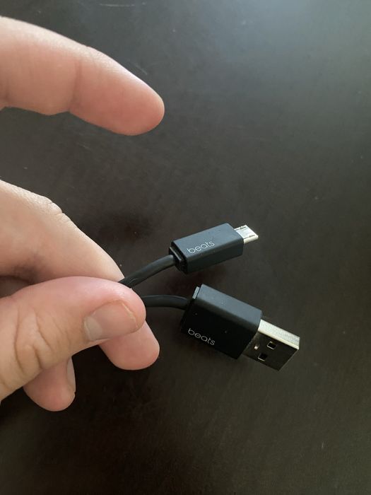 Beats Studio 3 Wireless – idealny stan, pełny zestaw