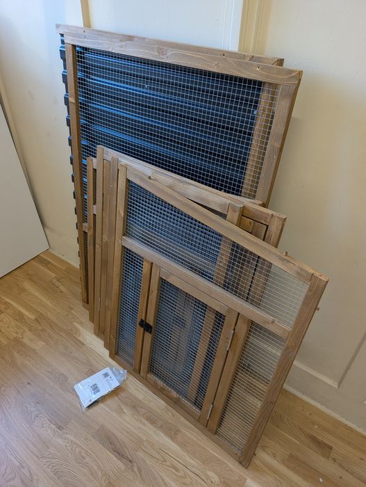 TIAKI Drewniana Klatka Zewnętrzna dla królików kurczaków 116x78x89.8cm