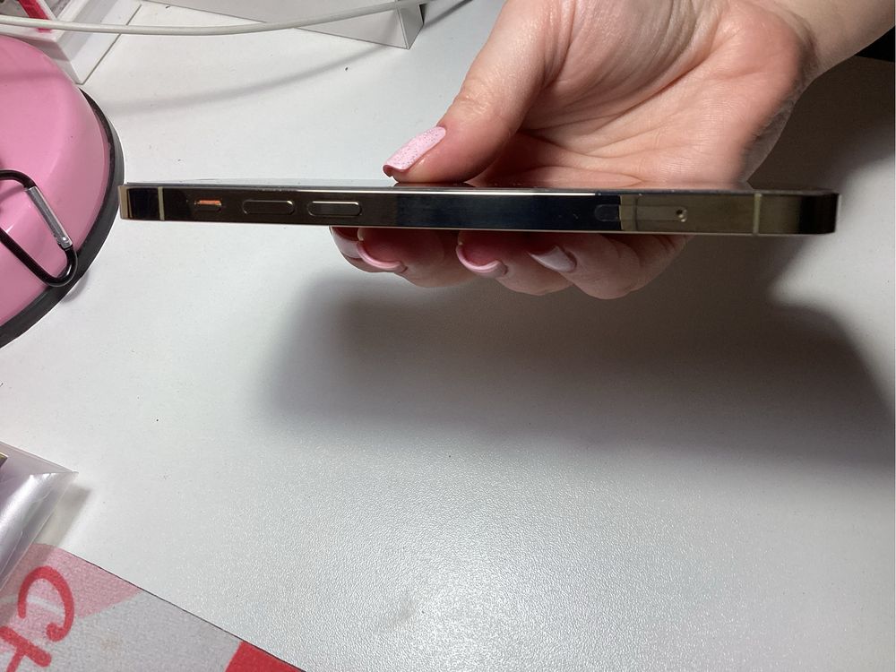 Продам айфон iphone 12 pro  256