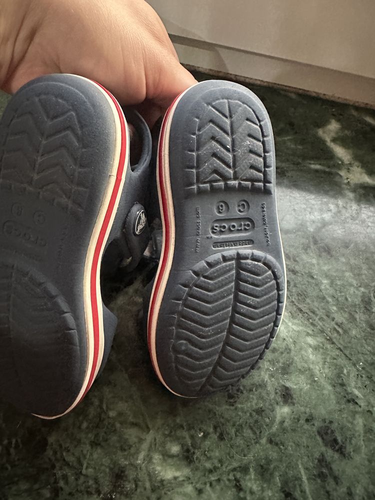 Sandałki Crocs C6 – stan idealn