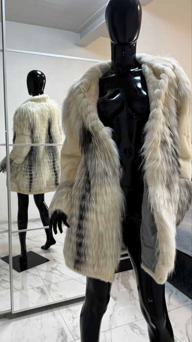 Норкова шуба розкішна