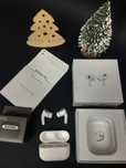Airpods pro 2 light/type-c