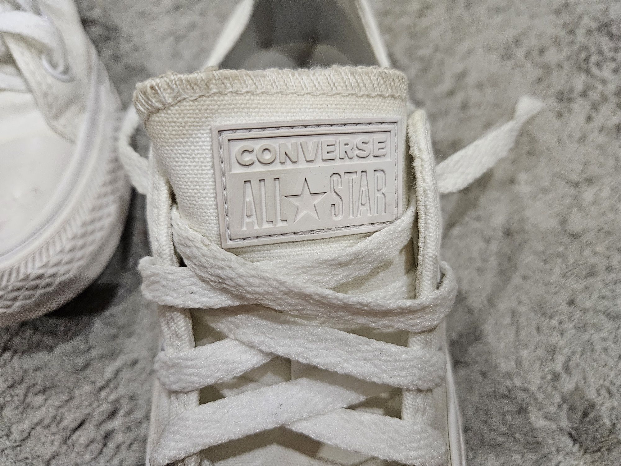 Sapatilhas brancas All-Star Converse