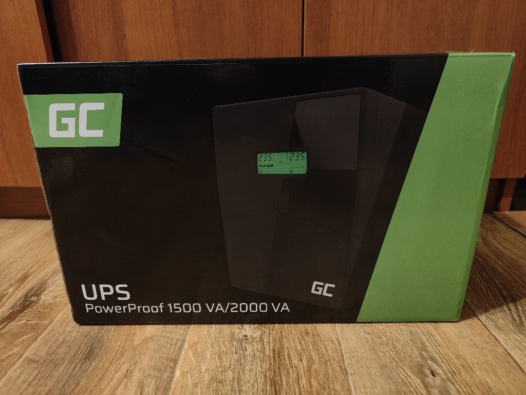 ДБЖ ИБП UPS Green Cell UPS05UK 2000VA/1200W