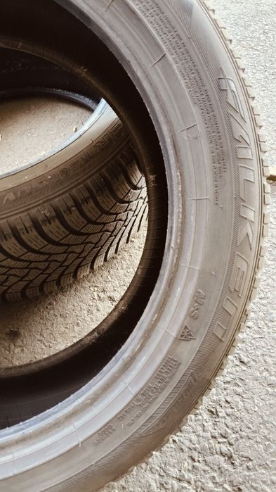 Opony zimowe 235/50r19 Falken 103 V XL używane 4szt