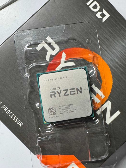 AMD Ryzen 1700X 8/16