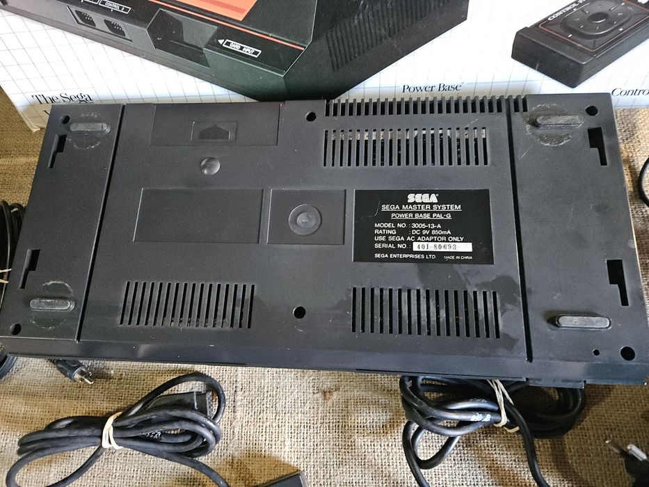 Sega master system com caixa