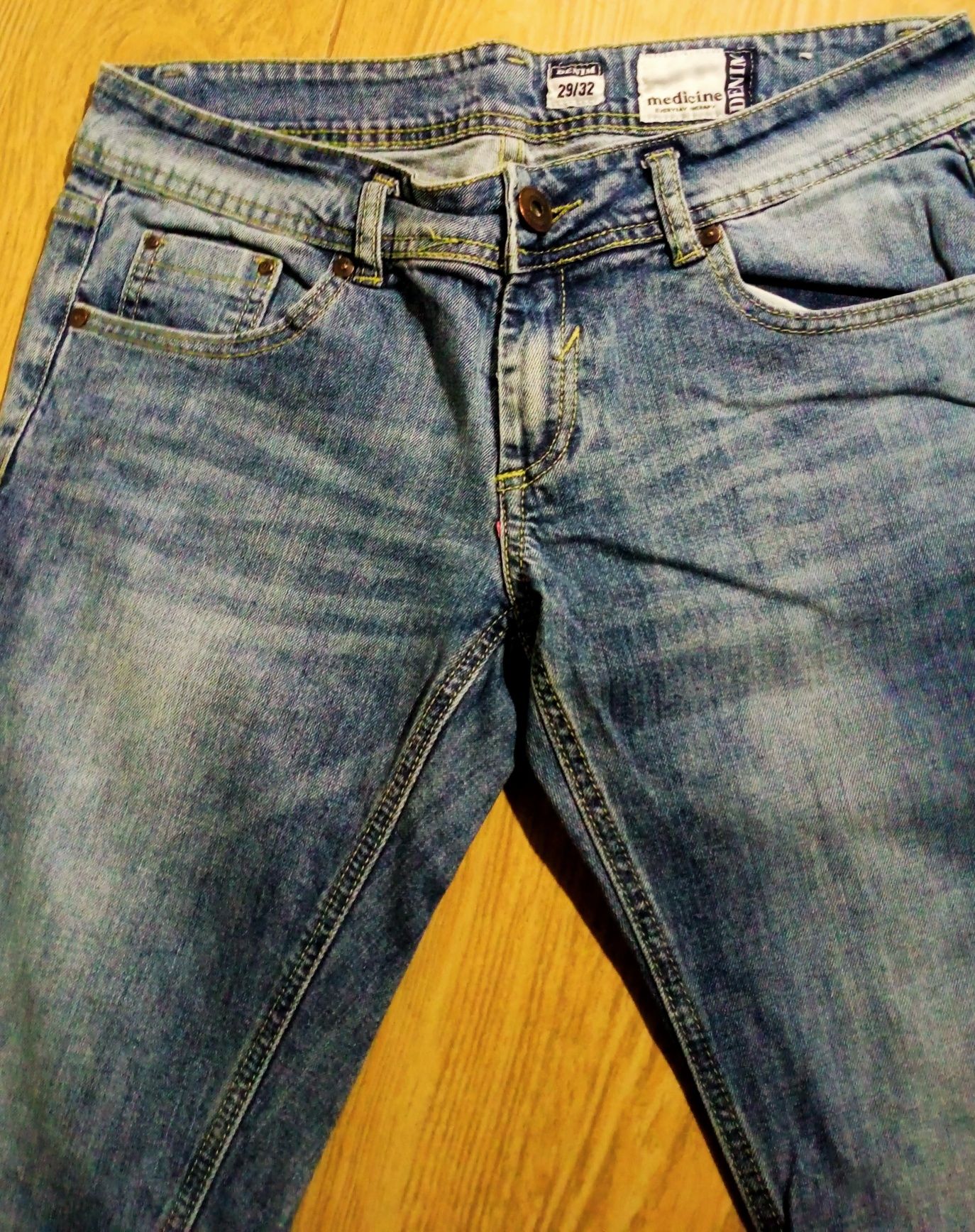 Denim jeans spodnie w rozmiarze 29/32