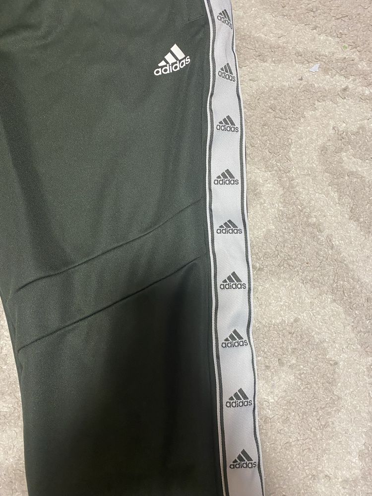 Спортивні штани Adidas жіночі
