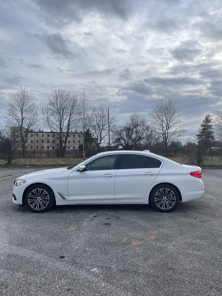 BMW 5 G30 Sport line 2018 rok