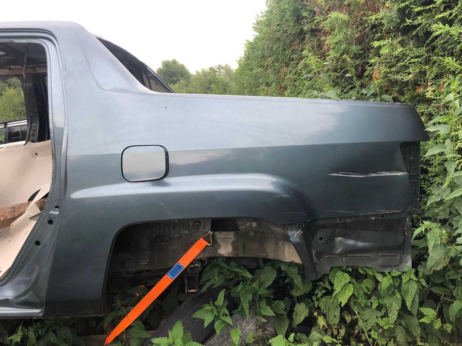 Błotnik tył Honda Ridgeline 05-15 progi, słupek, pas tylni