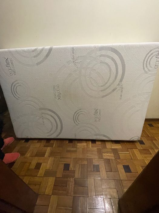 Colchão em bom estado