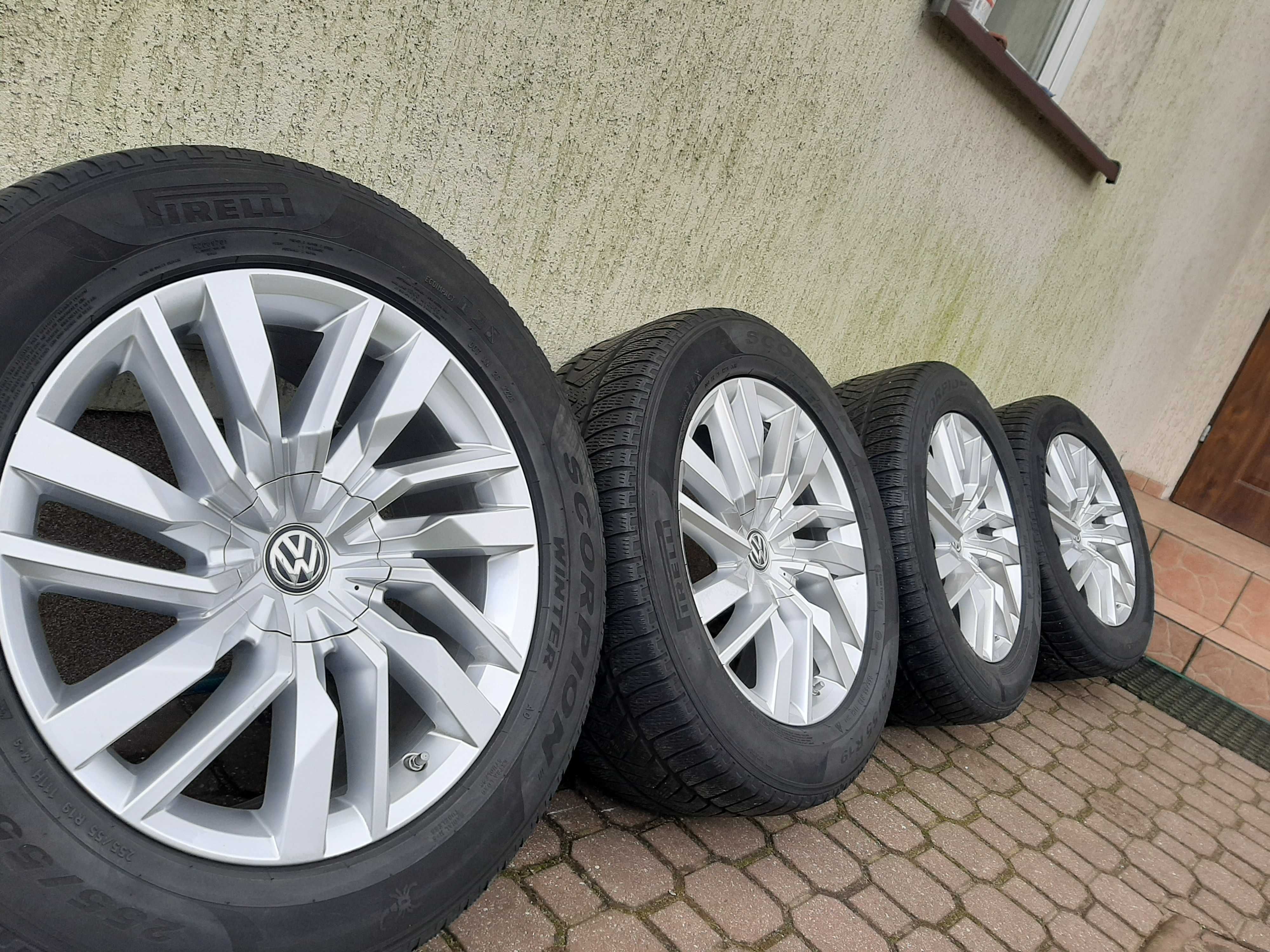 Felgi 19" VW Touareg lll 5x112 8jx19 Et28 Oryginalne + Czujniki