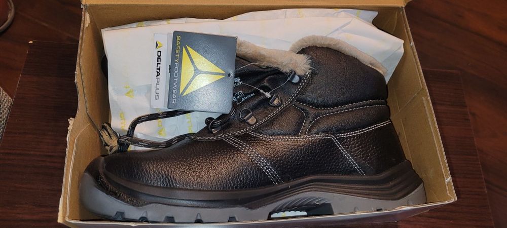 Zimowe buty robocze Deltaplus r43-44 ocieplenie skóra