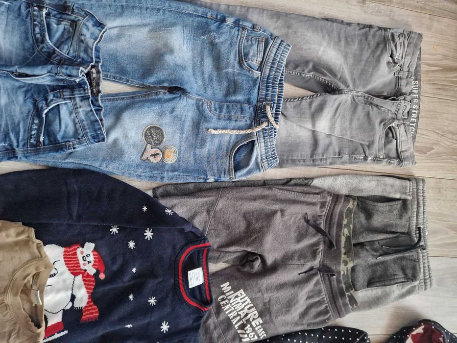 Zestaw ubrań dla chłopca roz.128 /134