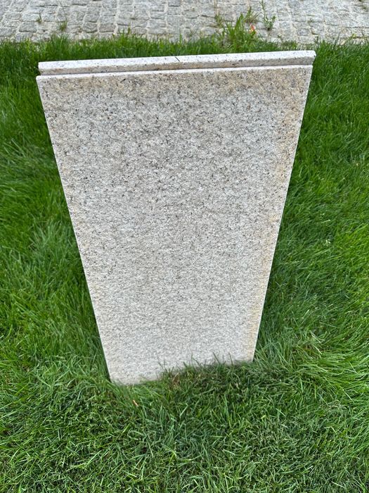 Płomieniowe płytki granitowe 31,5x61x1cm