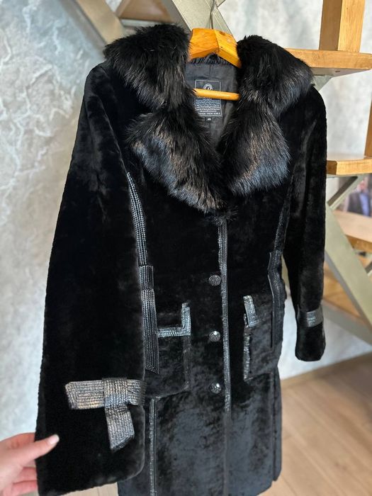 Шуба, 46р, натуральне хутро,  вживане