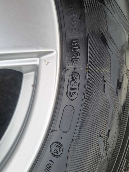 Колеса зимові Мерседес 205/60 R16 NOKIAN