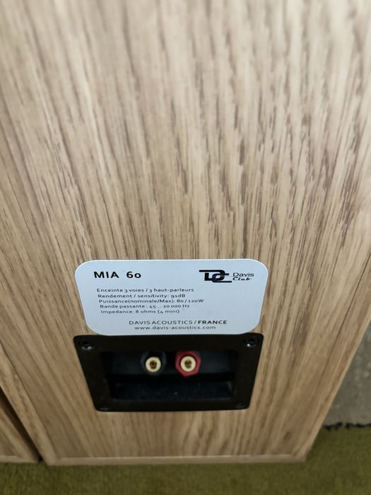 Kolumny Davis Acoustics