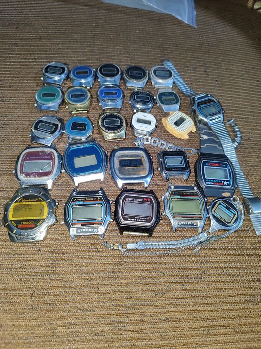 Годинники електронні електроніка