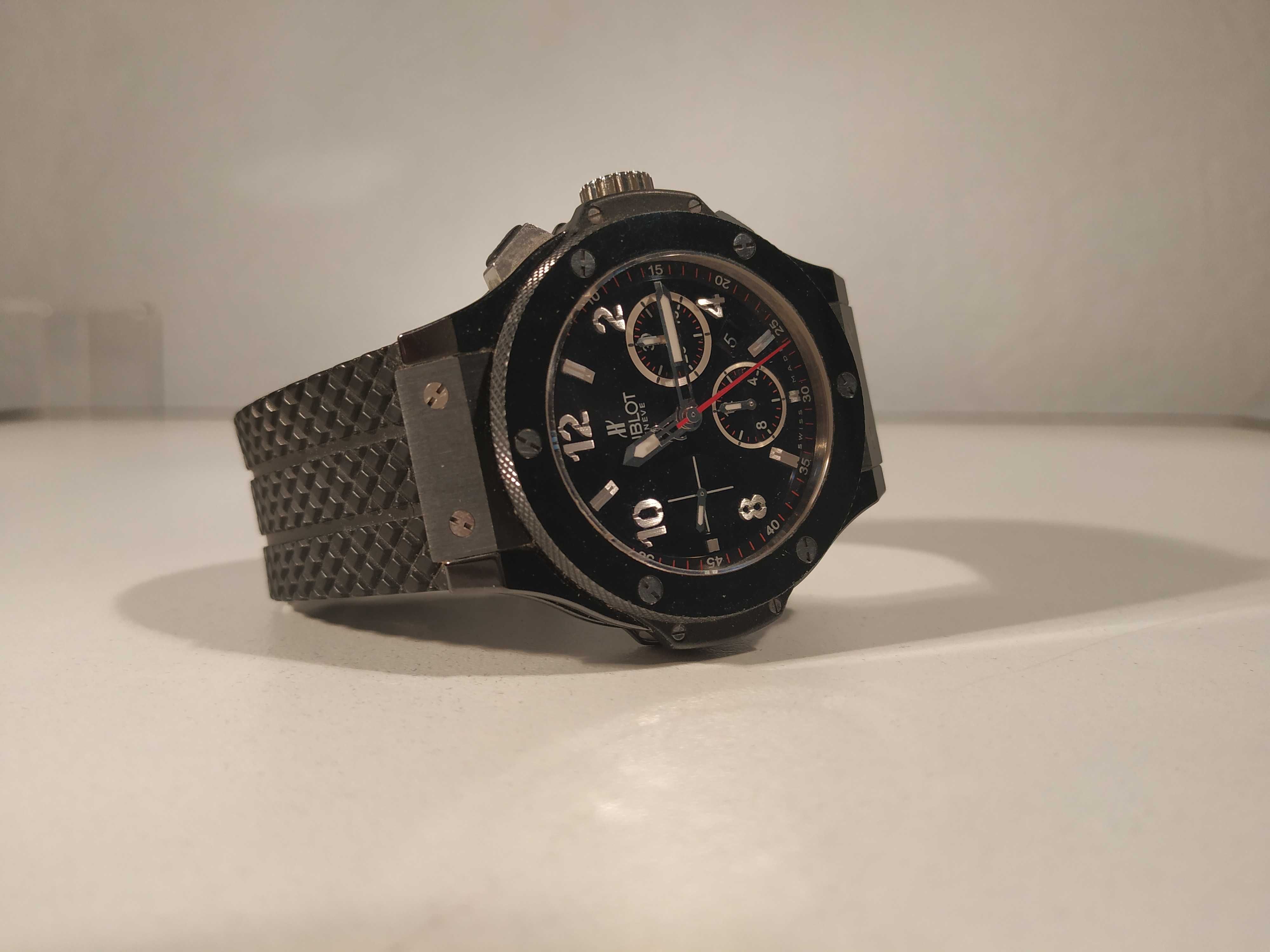 Швейцарские наручные часы Hublot Big Bang Black Magic 301.CX.130.RX