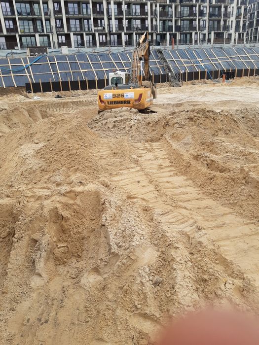 Piach zasypkowy Piasek zasypowy do zagęszczenia fundamenty kopalniak