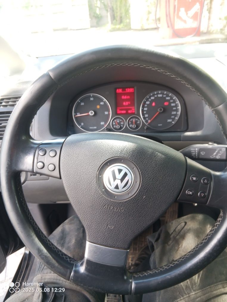 Sprzedam VW Tourana1.9TDI
